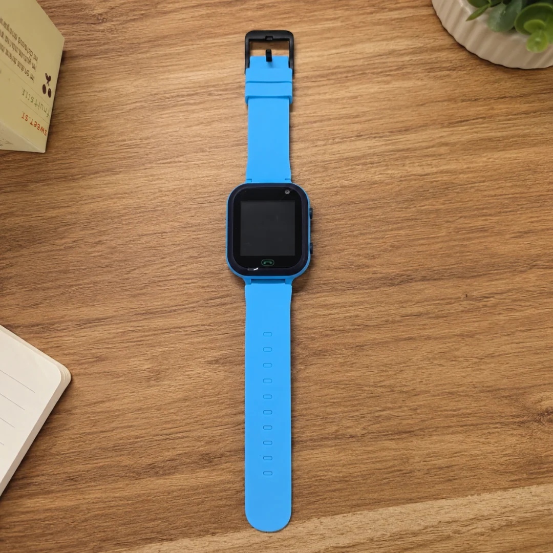Smartwatch GPS Tracker Camera Waterproof Design - Image 5